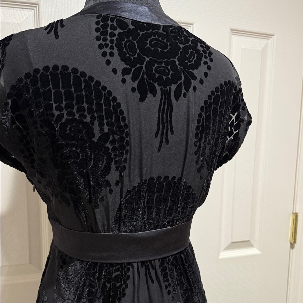BCBGMaxAzria Black Velvet burnout satin trim Midi Dress, like New, Sz 10 - Picture 15 of 17